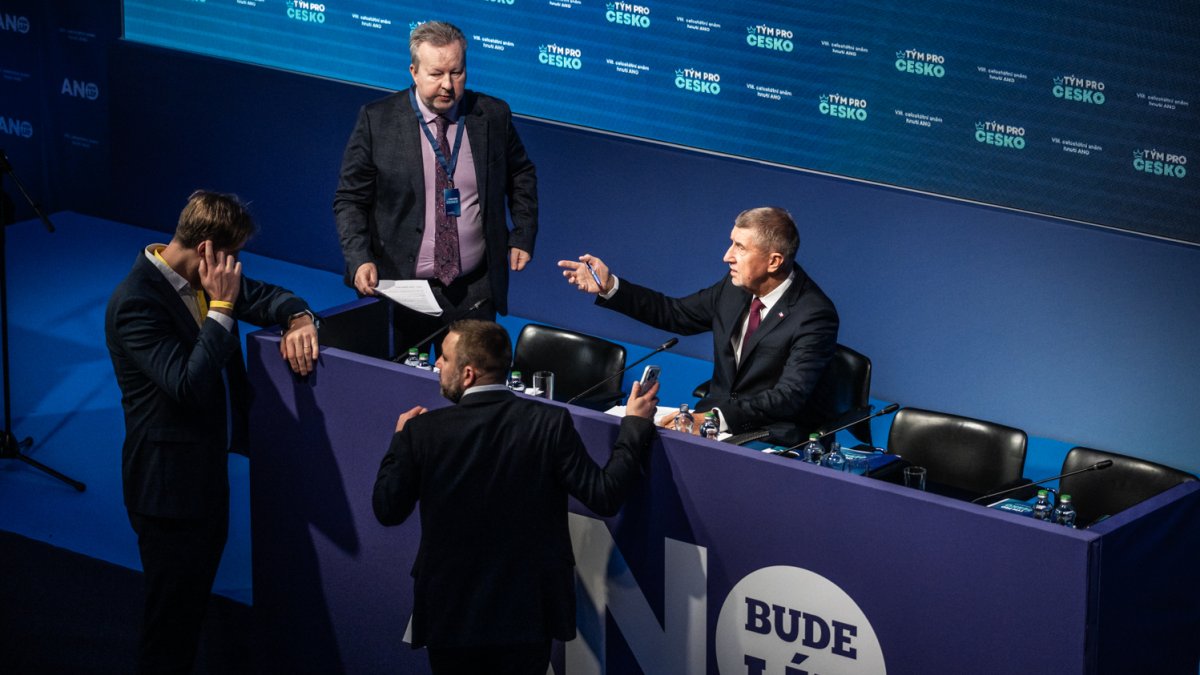 ANO si na sněmu volí vedení. (24.1.2026)