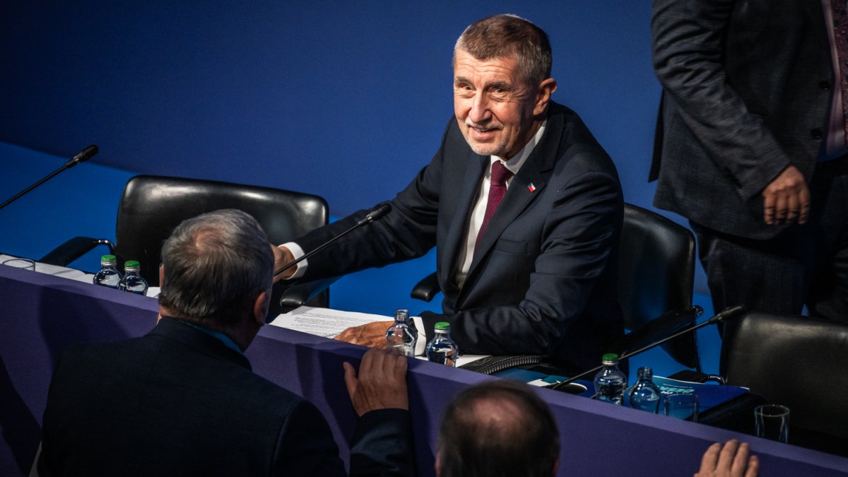 ANO si na sněmu volí vedení. (24.1.2026)