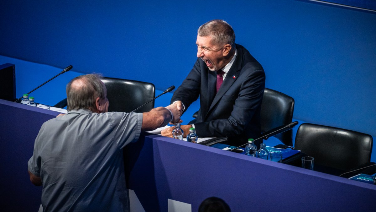 ANO si na sněmu volí vedení. (24.1.2026)