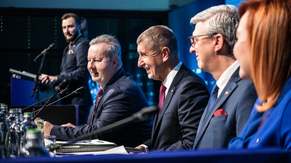 ANO si na sněmu volí vedení. (24.1.2026)