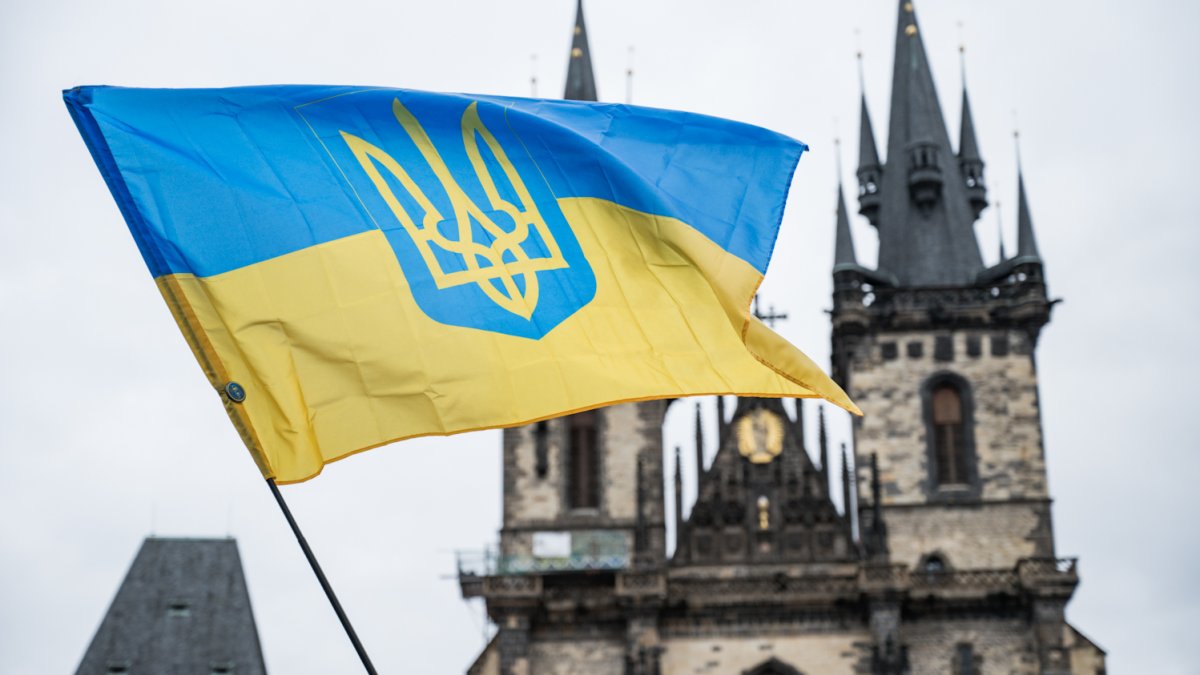 Na Staroměstském náměstí se koná demonstrace na podporu Ukrajiny. (21.2.2026)