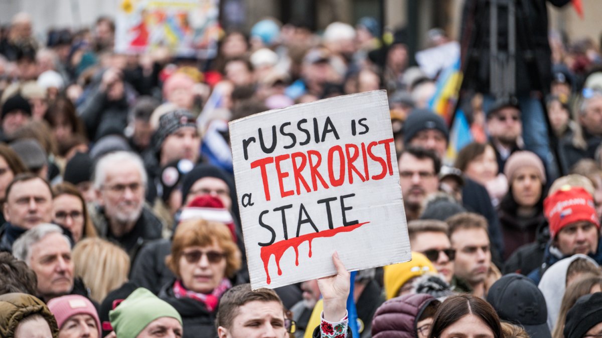 Na Staroměstském náměstí se koná demonstrace na podporu Ukrajiny. (21.2.2026)