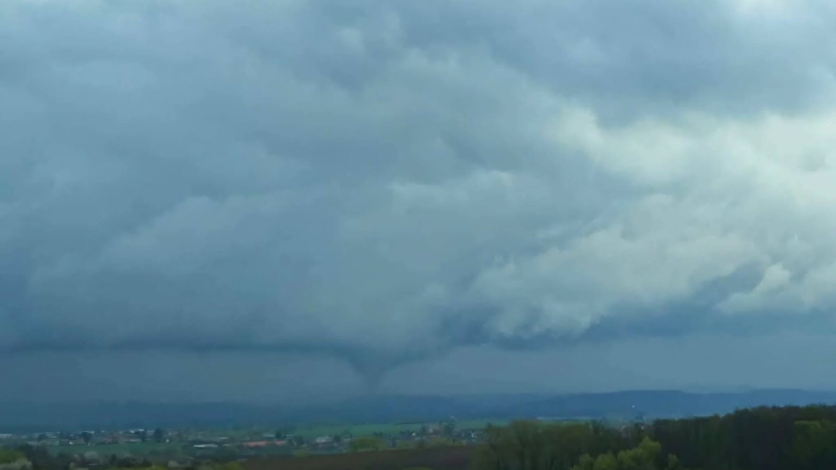 Na Jičínsku se vyskytlo první letošní tornádo. 