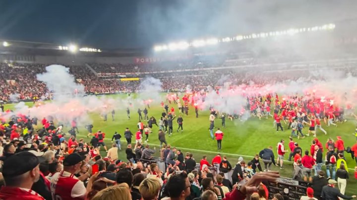 Slávisté vtrhli na hřiště a napadli hráče Sparty