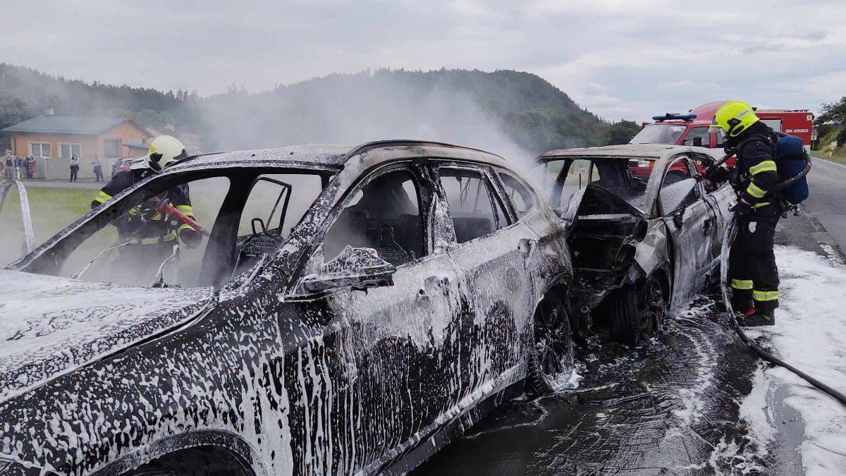 Modelky měly vážnou dopravní nehodu. (4.7.2026)