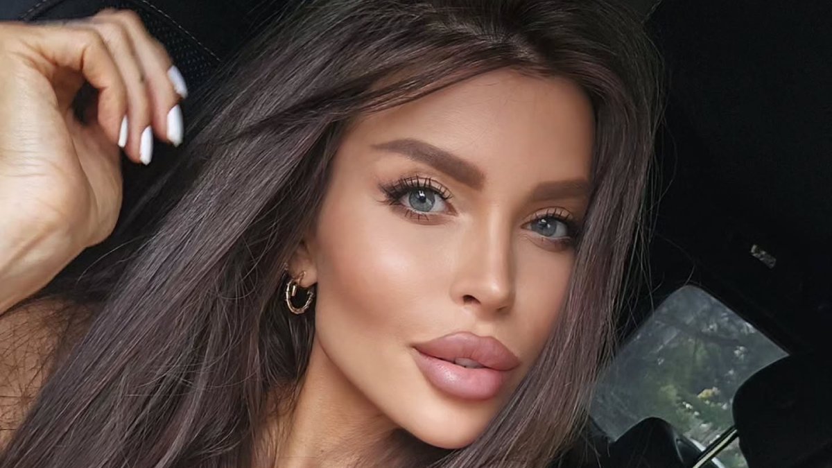 Lela Vémola